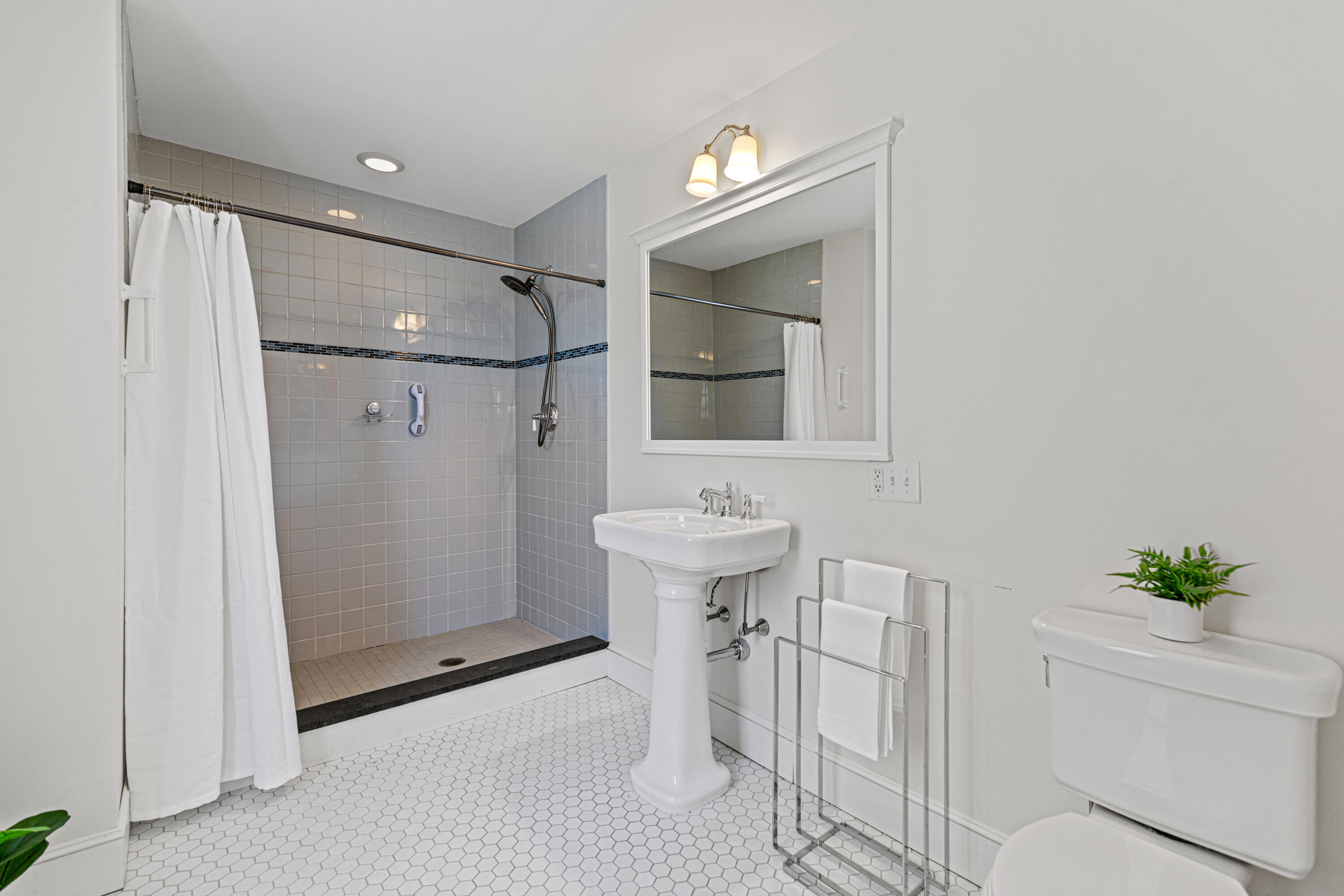 118 State Street, Unit R Portland, ME 04101 - Photo 33 of 49 118 State St., Unit R