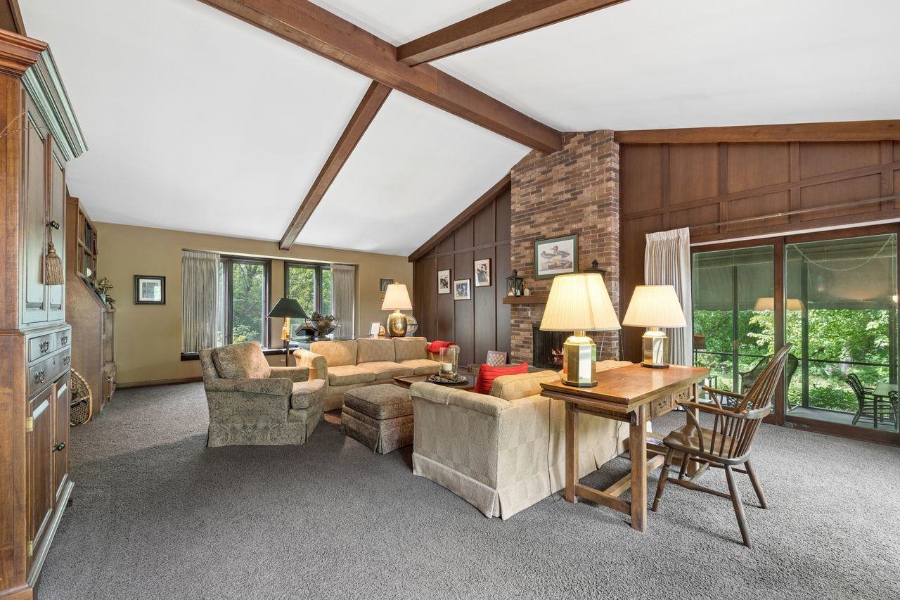 25860 West Timberlake Road Barrington, IL 60010 - Photo 8 of 44