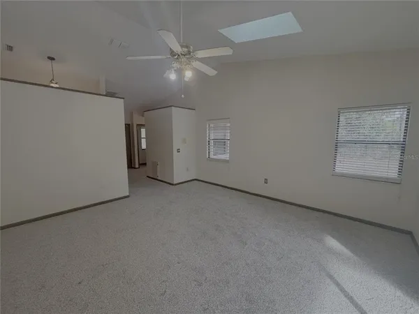 $2,495 | 6520 West Candier Court, Dunnellon, FL 34433