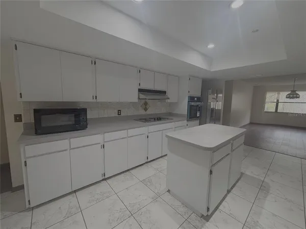 $2,495 | 6520 West Candier Court, Dunnellon, FL 34433