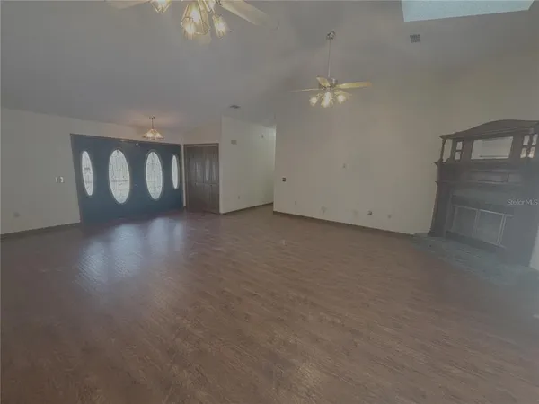 $2,495 | 6520 West Candier Court, Dunnellon, FL 34433