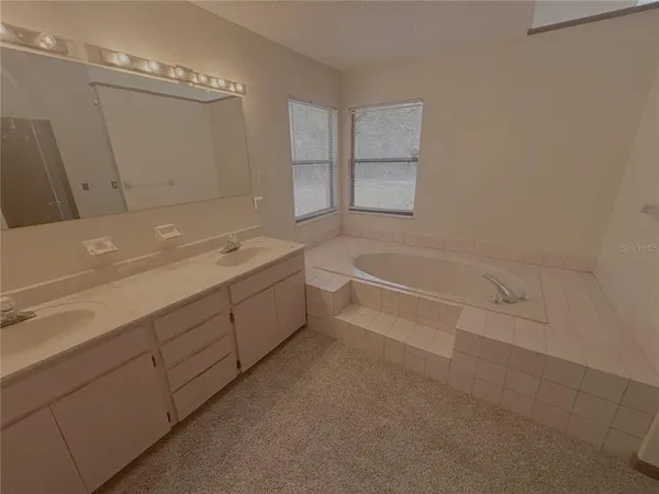 $2,495 | 6520 West Candier Court, Dunnellon, FL 34433