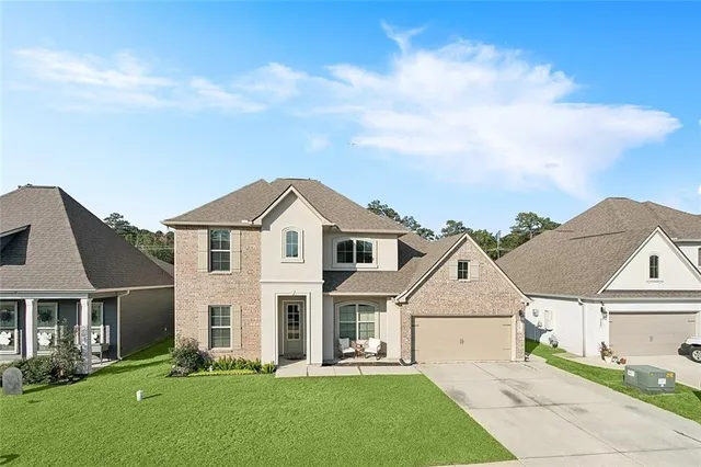 $380,000 | 21224 White Wing Dove Drive, Covington, LA 70433