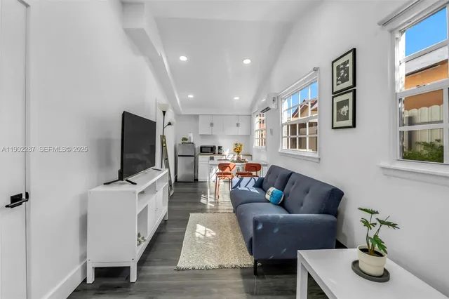 $570,000 | 9174 Northwest 114th Terrace, Hialeah Gardens, FL 33018