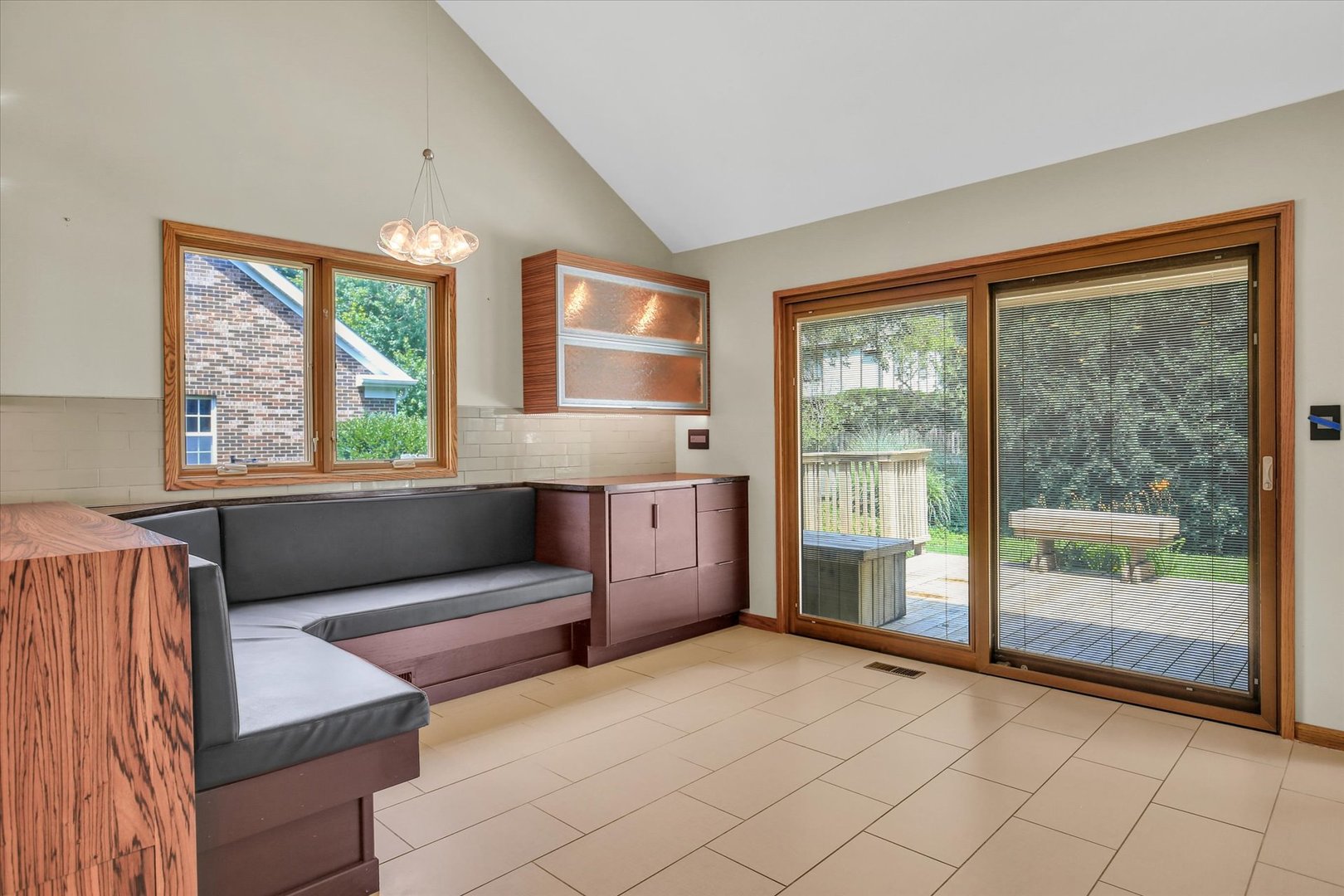 1912 Trout Valley Road Champaign, IL 61822 - Photo 14 of 45 Gallery Image 14