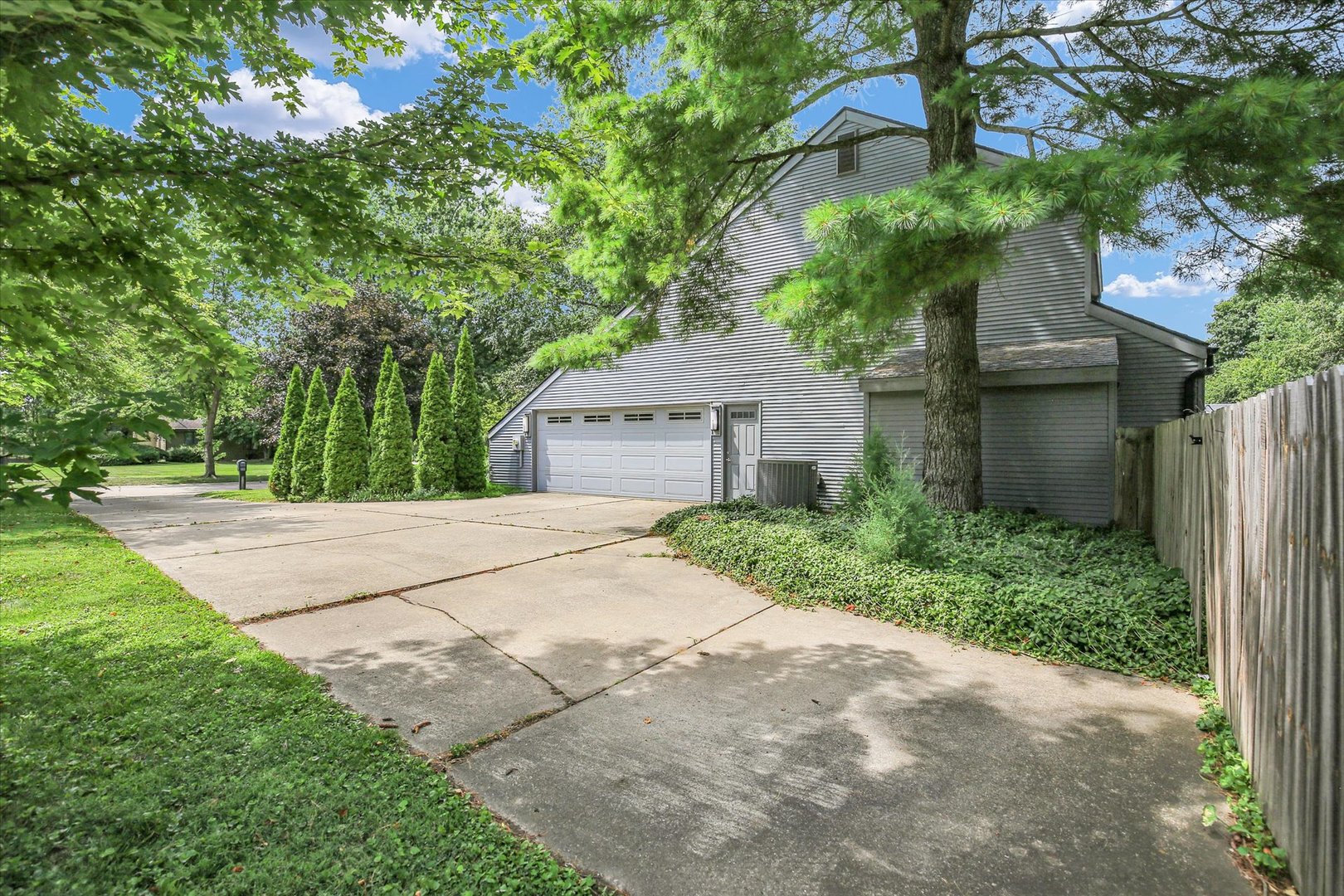 1912 Trout Valley Road Champaign, IL 61822 - Photo 41 of 45 Gallery Image 41