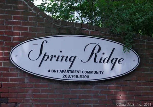 $1,995 | 124 Coalpit Hill Road, Unit 73, Danbury, CT 06810