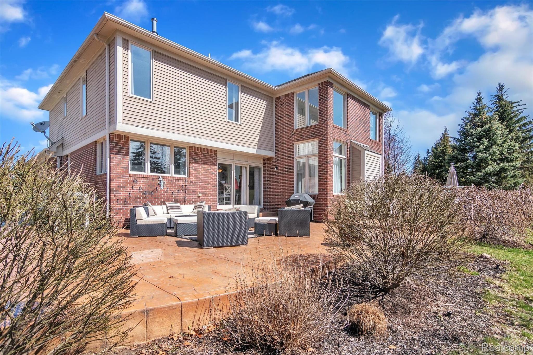 1181 Krista Court Rochester, MI 48307 - Photo 47 of 57 47-1181-Krista-Ct-WindowStill-Real-Estate-Photography-48.jpg
