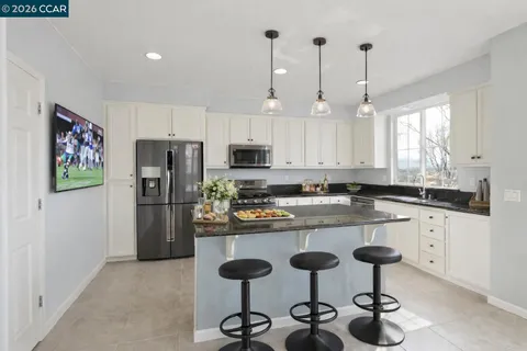 $830,000 | 207 Heligan Lane, Unit 8, Livermore, CA 94551