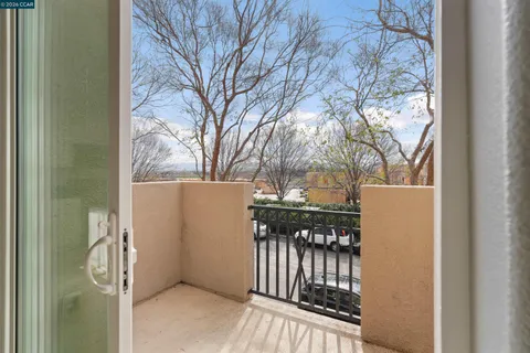 $830,000 | 207 Heligan Lane, Unit 8, Livermore, CA 94551