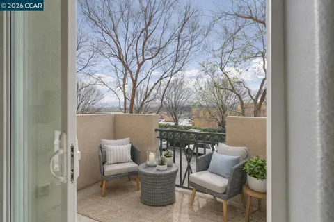 $830,000 | 207 Heligan Lane, Unit 8, Livermore, CA 94551