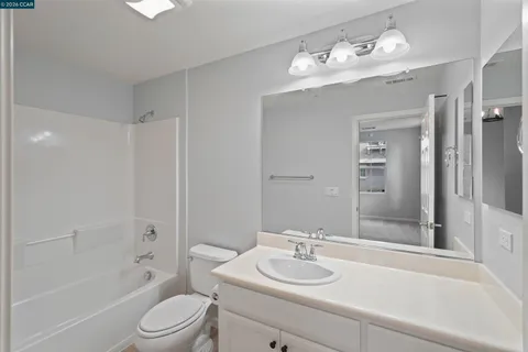 $830,000 | 207 Heligan Lane, Unit 8, Livermore, CA 94551