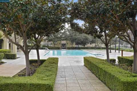 $830,000 | 207 Heligan Lane, Unit 8, Livermore, CA 94551