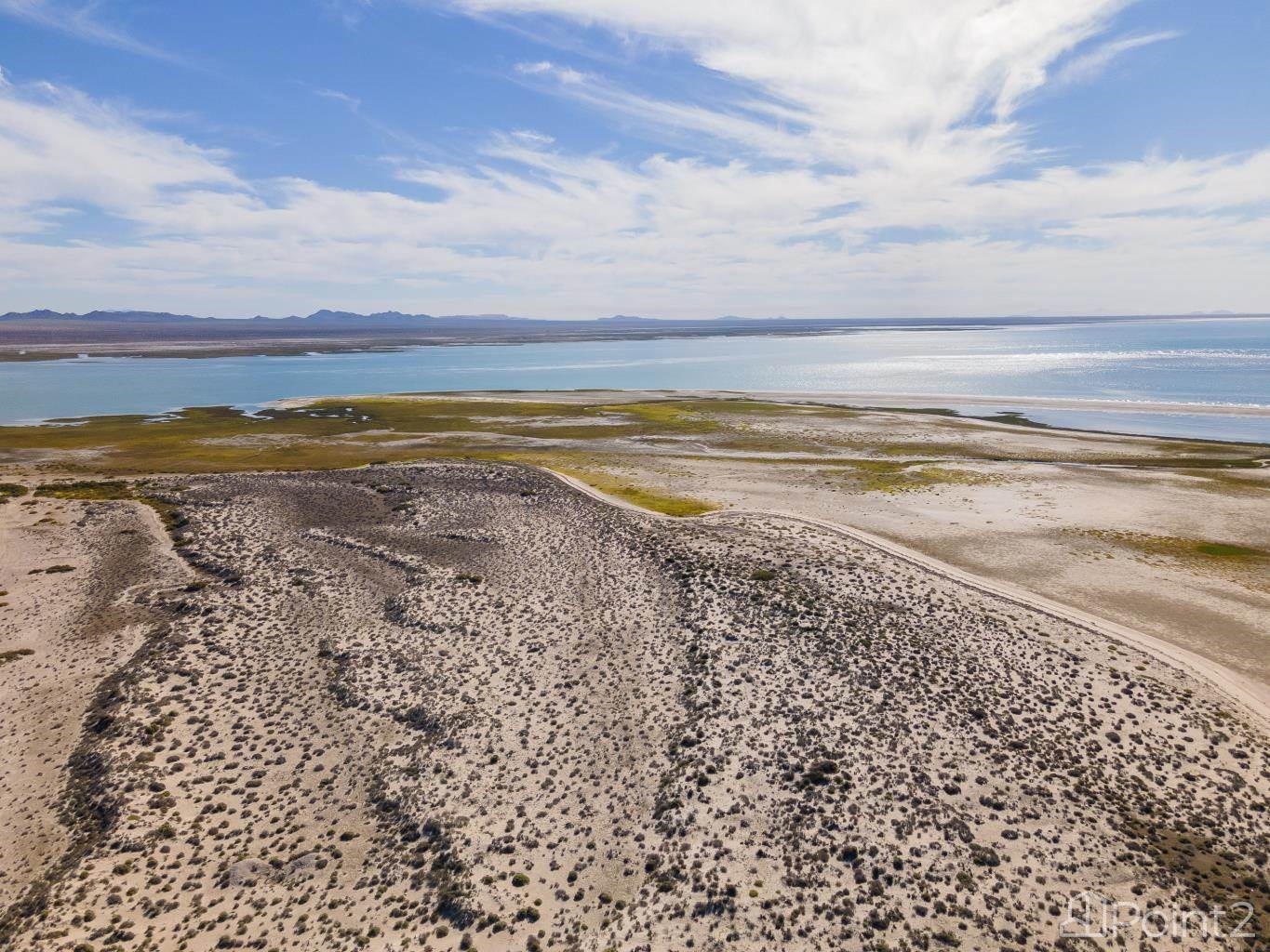 0 Predio La undefined, undefined 83550 - Photo 4 of 22 a view of an ocean and beach