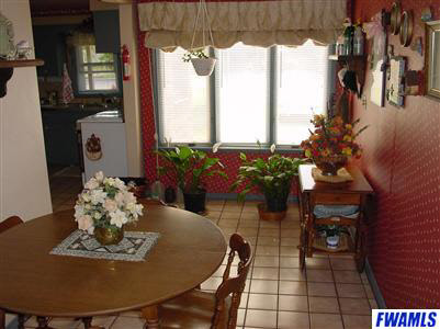 7303 Bluffton Road Fort Wayne, IN 46809 - Photo 4 of 7