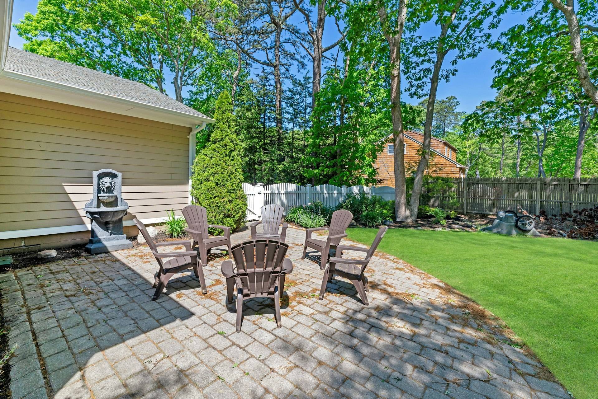 21 Jones Road Hampton Bays, NY 11946 - Photo 26 of 28 Gallery Image 26