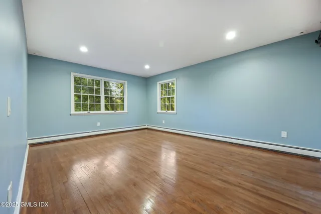 $15,000 | 35 Turner Drive, Greenwich, CT 06831