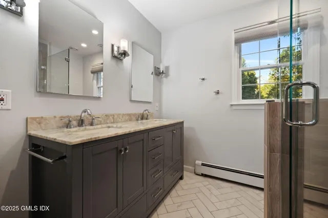 $15,000 | 35 Turner Drive, Greenwich, CT 06831