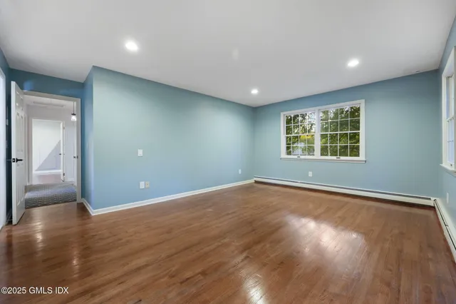 $15,000 | 35 Turner Drive, Greenwich, CT 06831