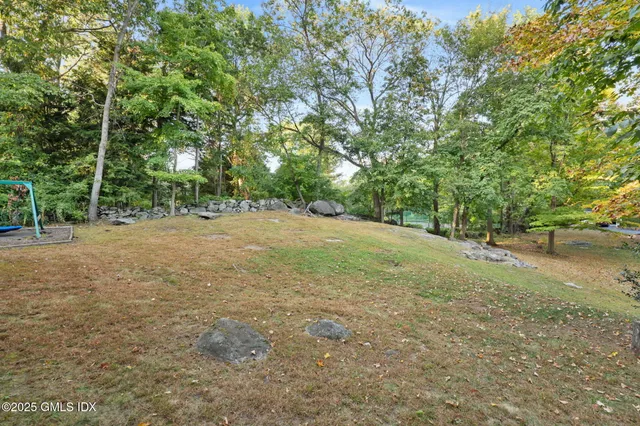 $15,000 | 35 Turner Drive, Greenwich, CT 06831