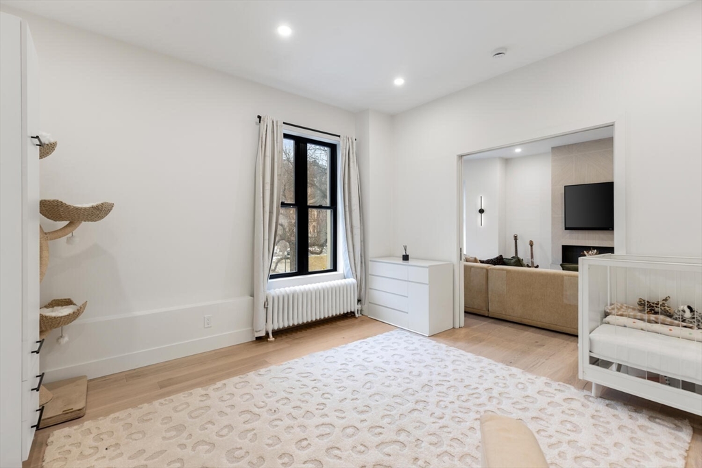 382 Commonwealth Avenue, Unit 24 Boston, MA 02215 - Photo 24 of 32