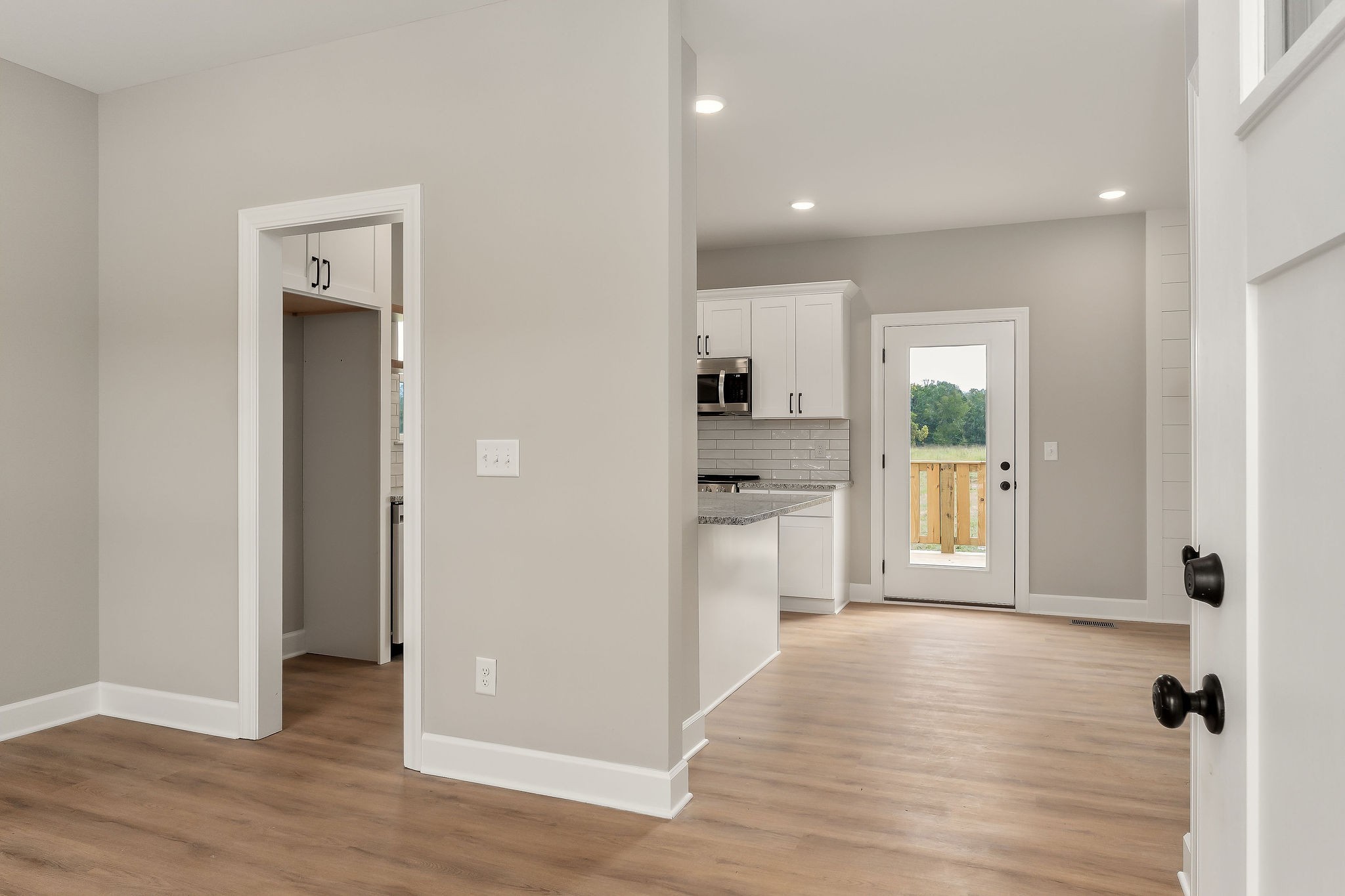 734 C Rody Road McMinnville, TN 37110 - Photo 2 of 36