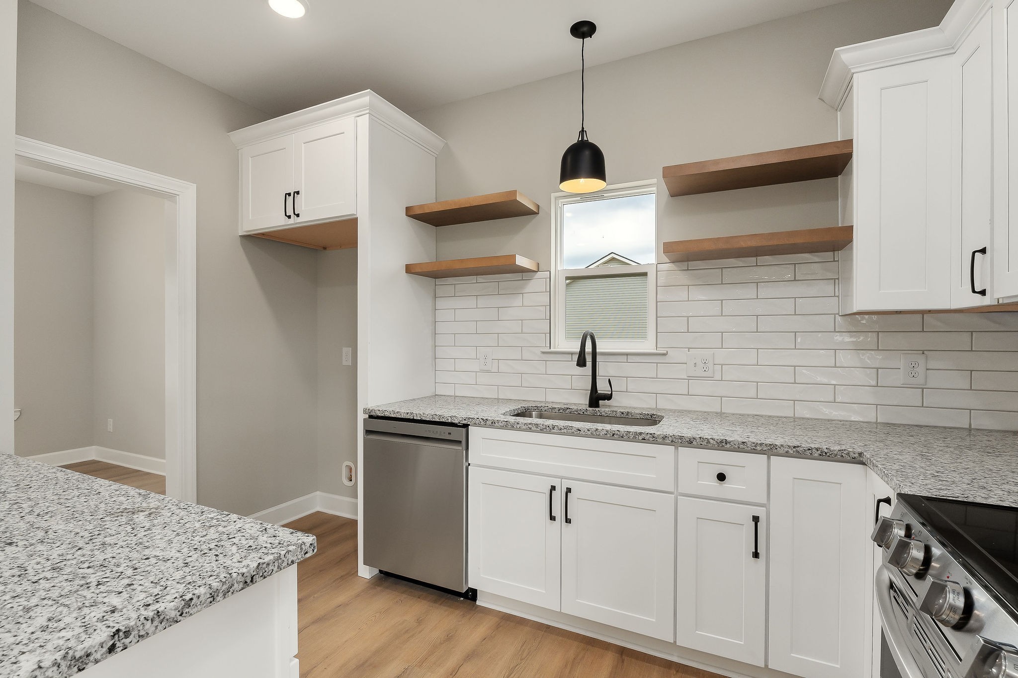 734 C Rody Road McMinnville, TN 37110 - Photo 7 of 36