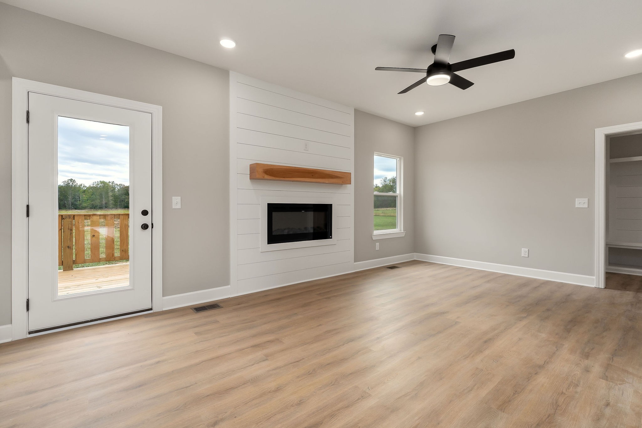 734 C Rody Road McMinnville, TN 37110 - Photo 9 of 36