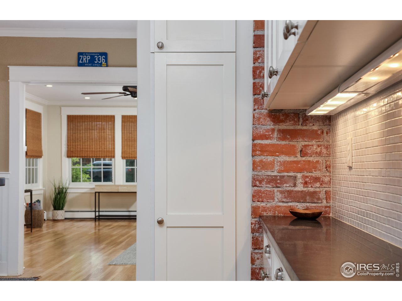 870 15th Street Boulder, CO 80302 - Photo 8 of 40 exposed brick with soapstone countertops