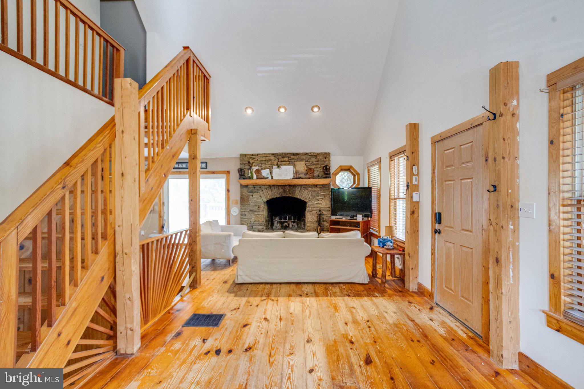 10 Clubhouse Road Delta, PA 17314 - Photo 5 of 70 Inviting space with rustic charm.