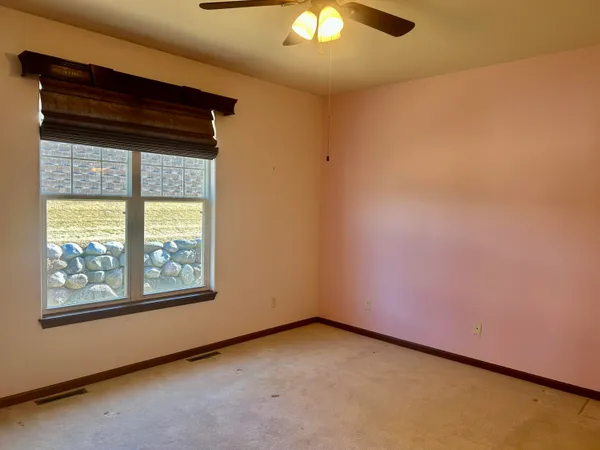 $525,000 | N53-w35231 Lighthouse Lane, Oconomowoc, WI 53066
