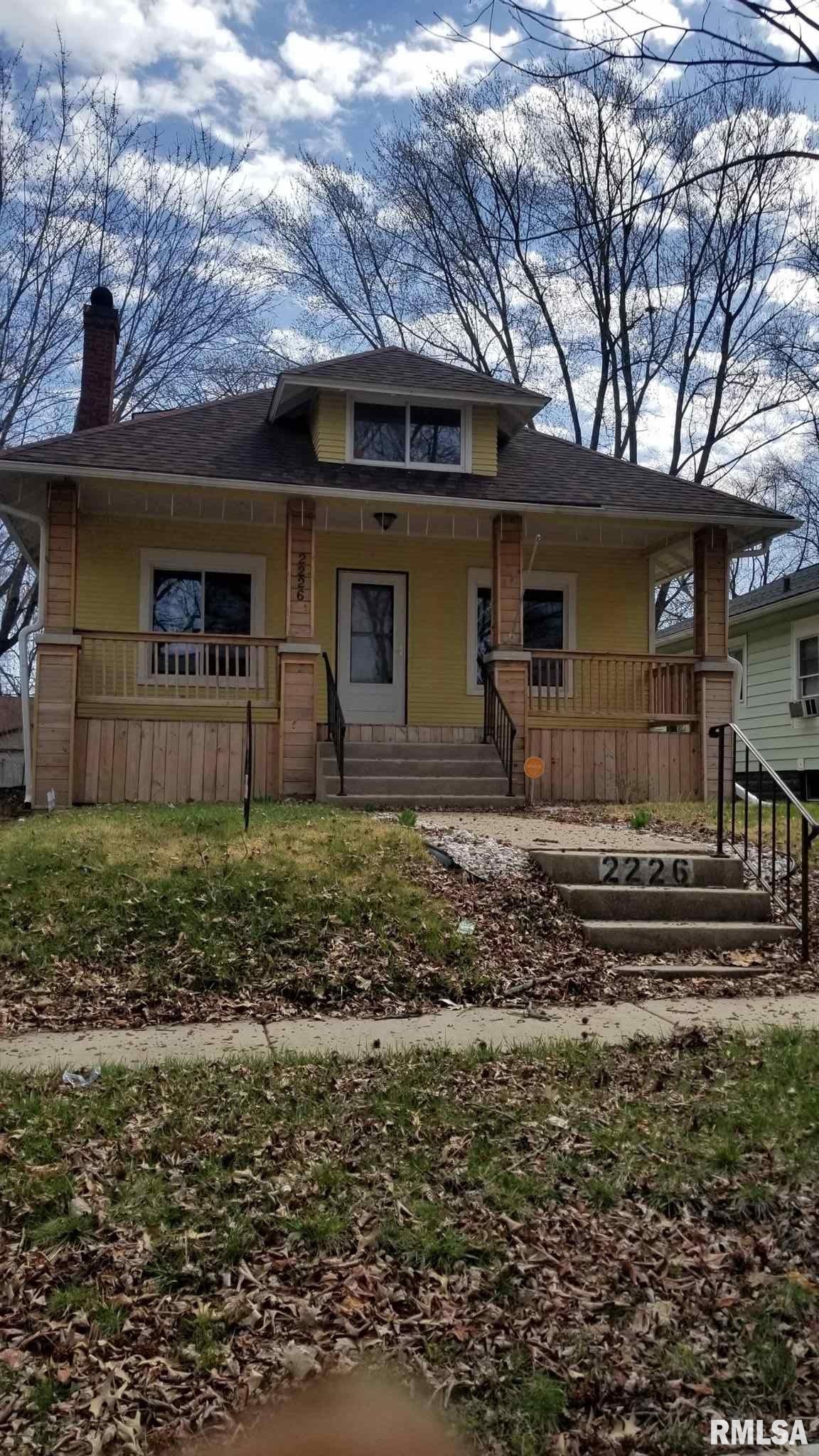 2226 South 10th Street Springfield, IL 62703 - Photo 1 of 22