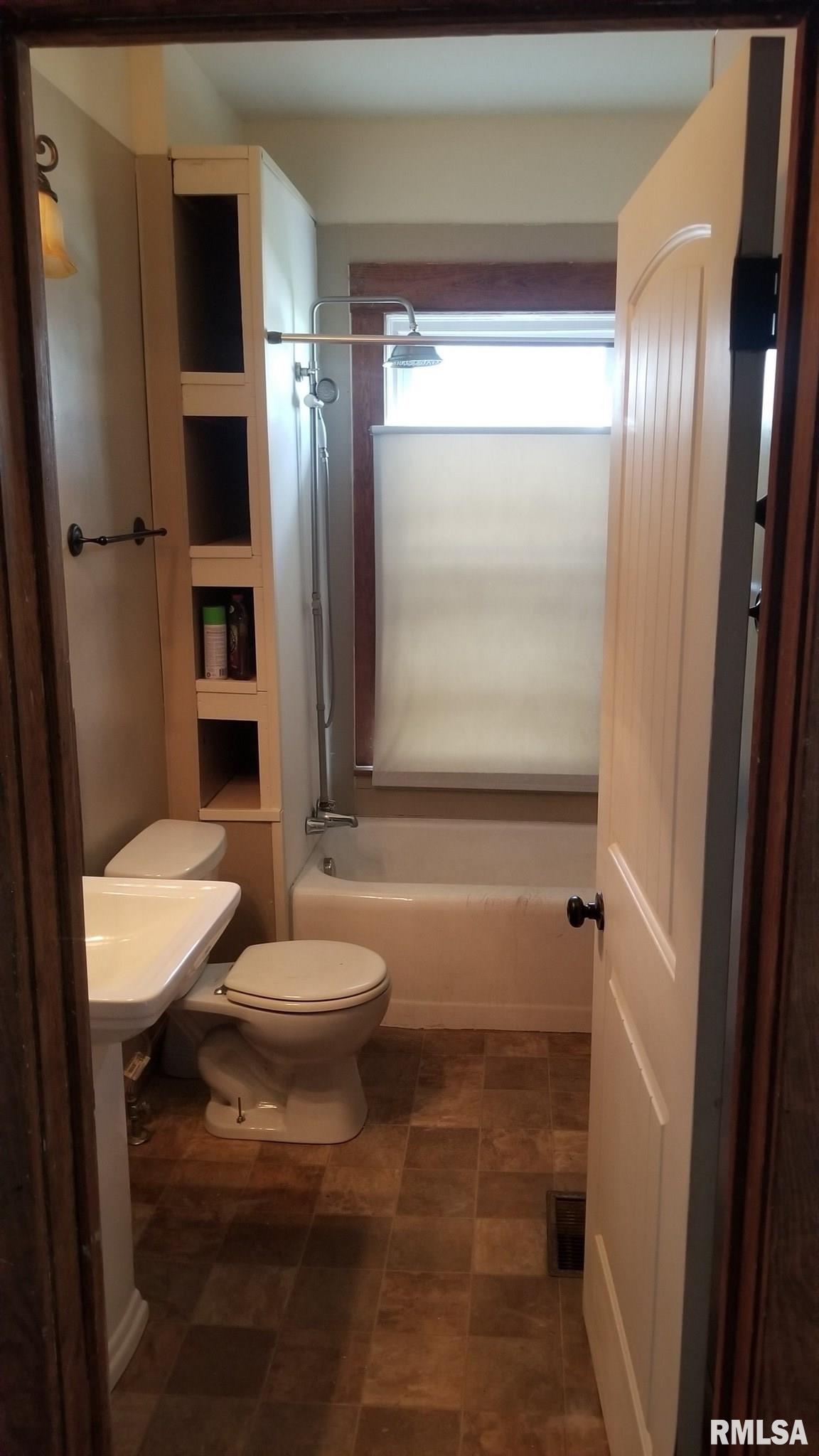 2226 South 10th Street Springfield, IL 62703 - Photo 11 of 22