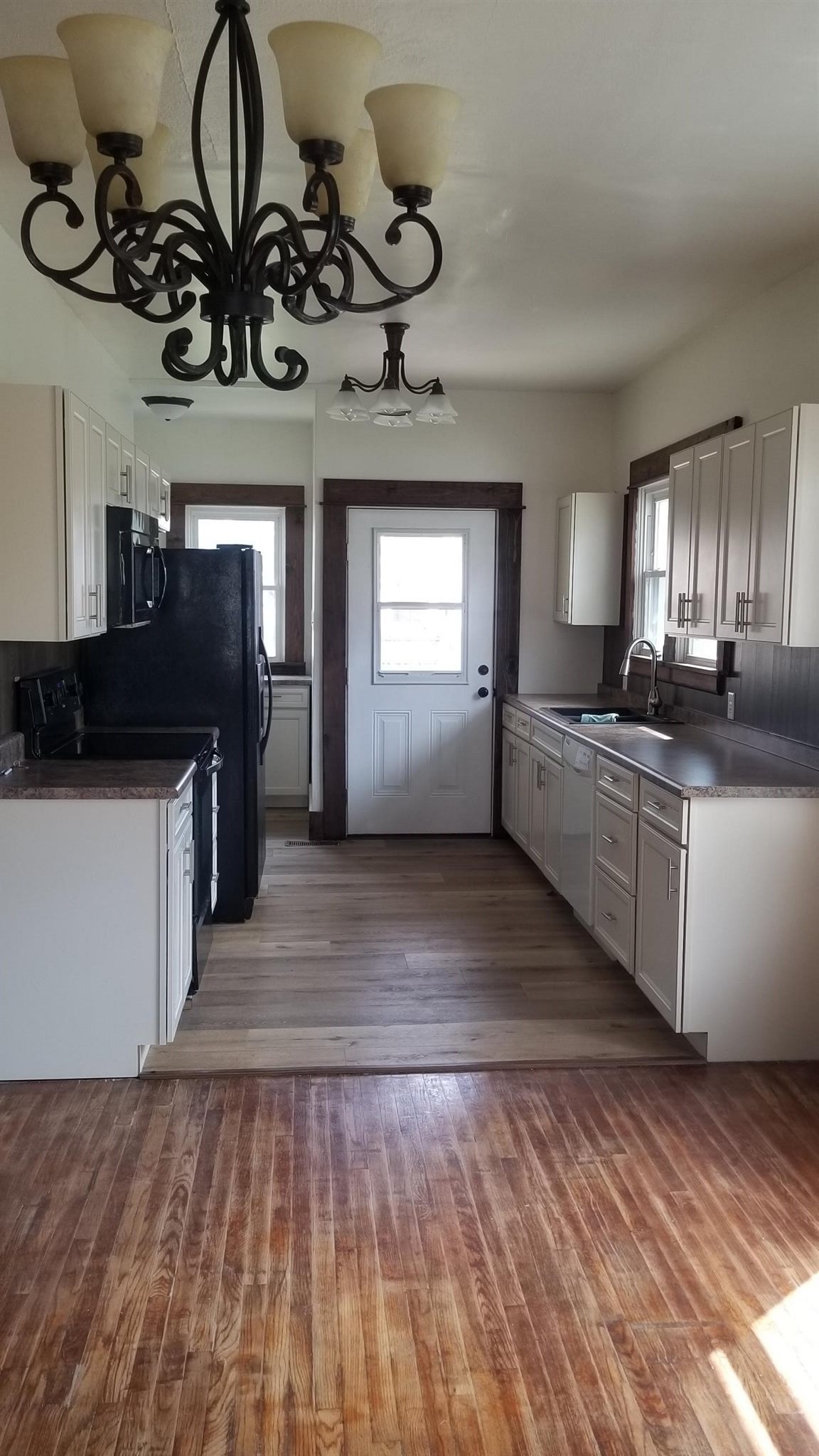 2226 South 10th Street Springfield, IL 62703 - Photo 4 of 22