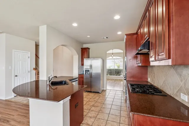 $2,800 | 88 White Magnolia Circle, Austin, TX 78734