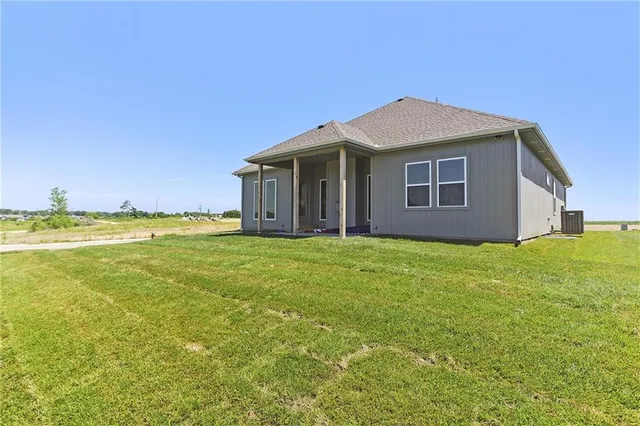 $506,240 | 11460 North Auburndale Circle, Kansas City, MO 64157