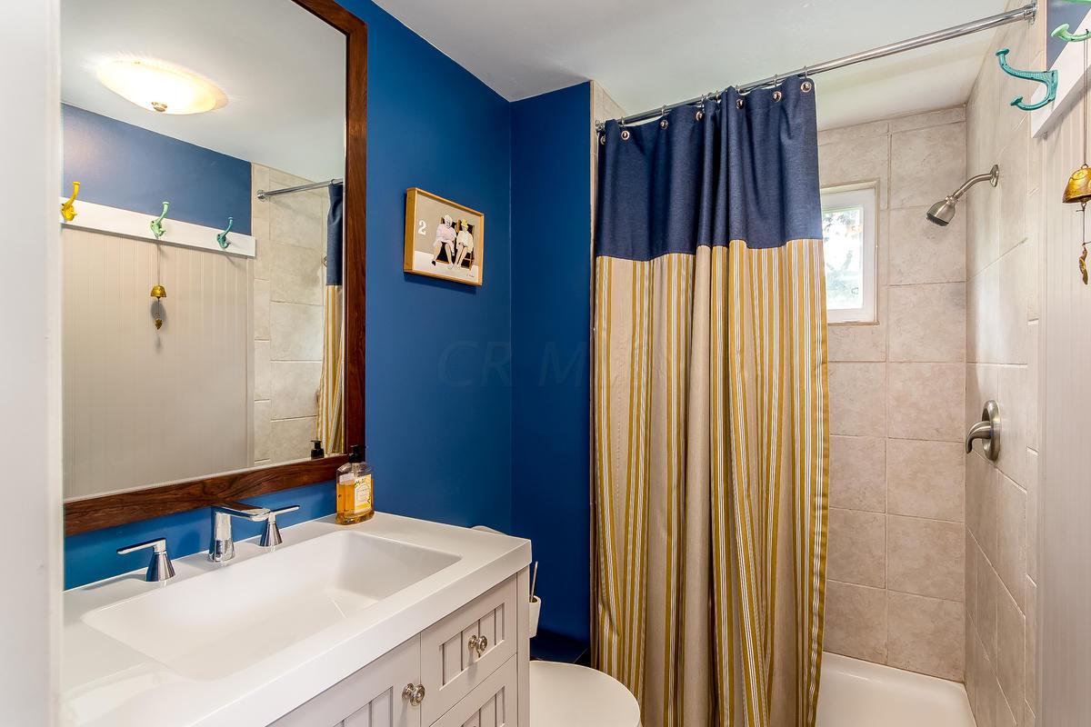 1777 Wyandotte Road Upper Arlington, OH 43212 - Photo 14 of 31