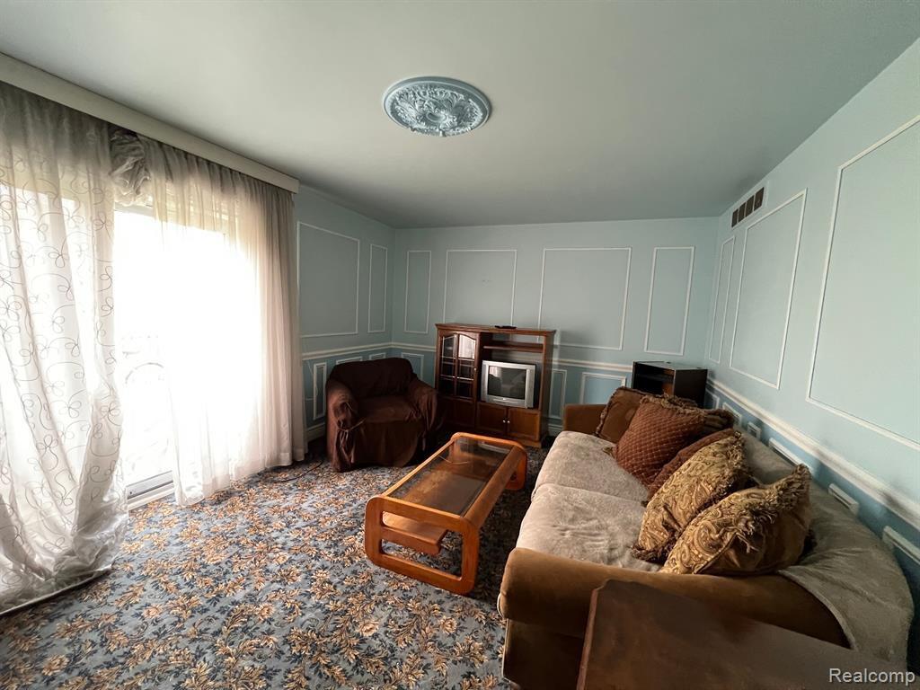 342 Hartman Lane Saline, MI 48176 - Photo 6 of 16 Image 30