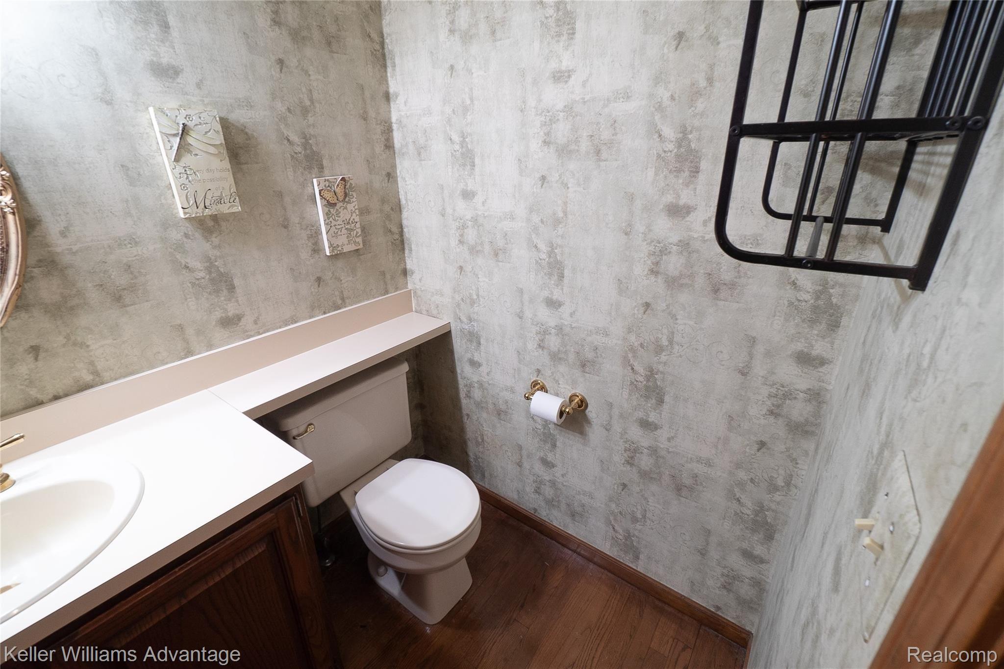 16349 Liberty Bell Road North Macomb, MI 48044 - Photo 12 of 33 LibertyBell_16349_half bath2 a1.jpg