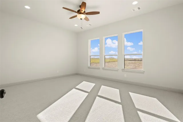 $714,900 | 137 Lila Lake Drive, Waxahachie, TX 75165