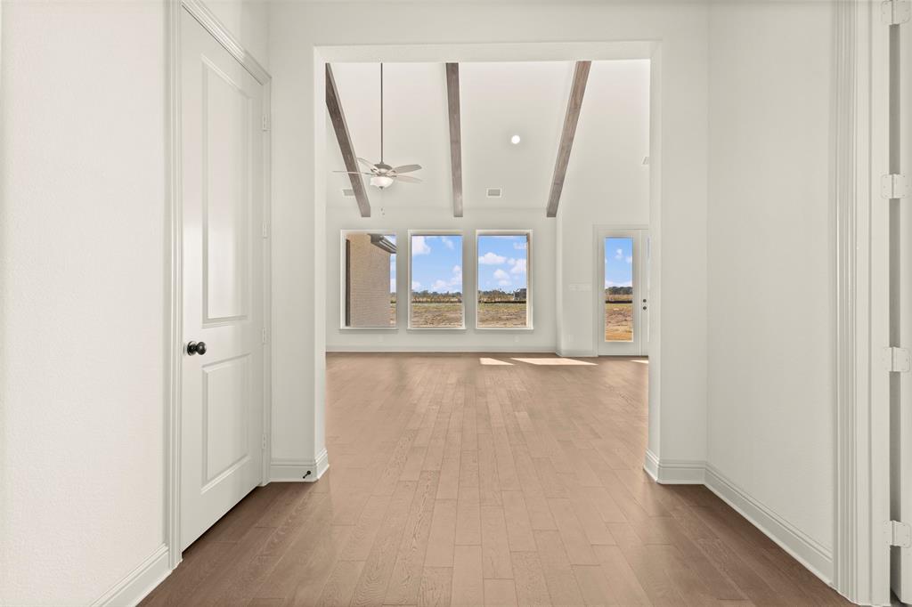 137 Lila Lake Drive Waxahachie, TX 75165 - Photo 4 of 32