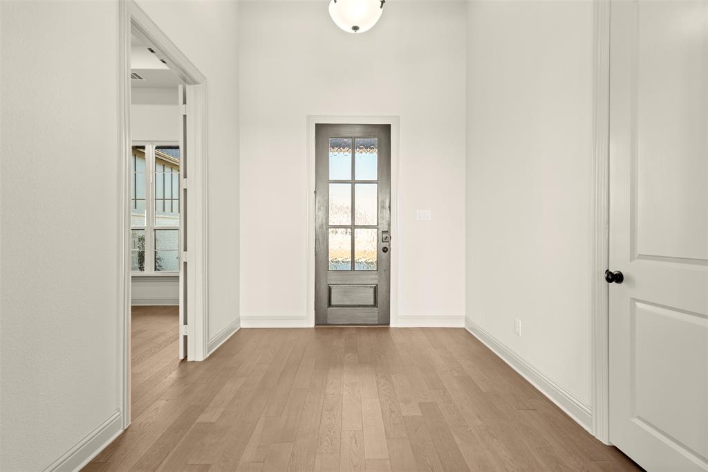 137 Lila Lake Drive Waxahachie, TX 75165 - Photo 5 of 32