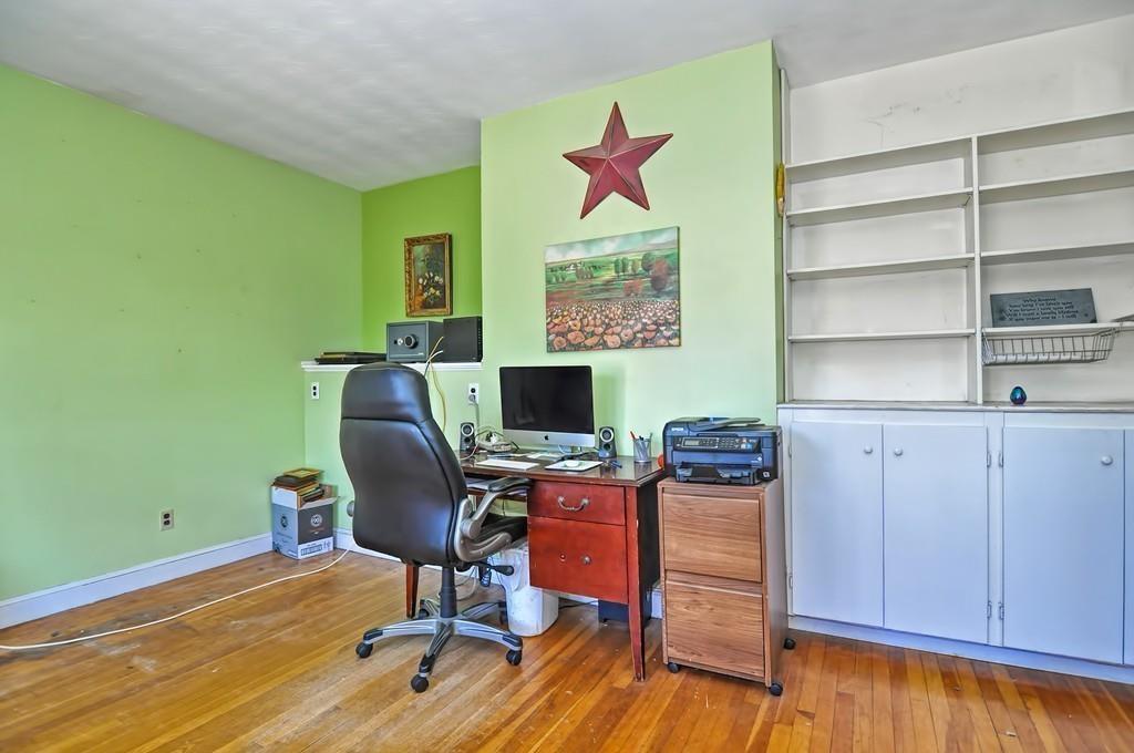 17 Manthorne Road Boston, MA 02132 - Photo 12 of 27 Gallery Image 12