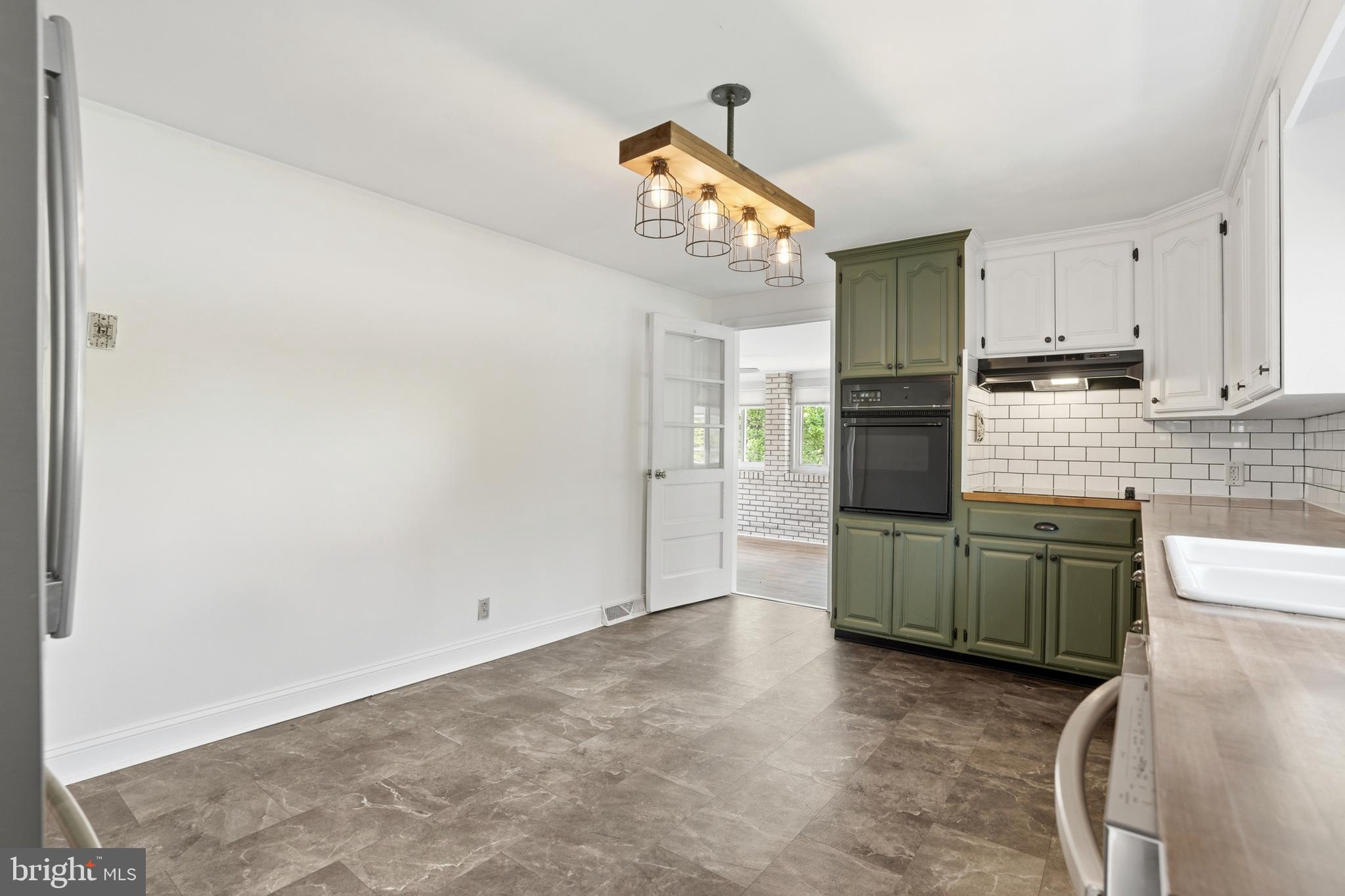 238 Kemp Road Barto, PA 19504 - Photo 13 of 68 Kitchen with Stainless steel appliances .