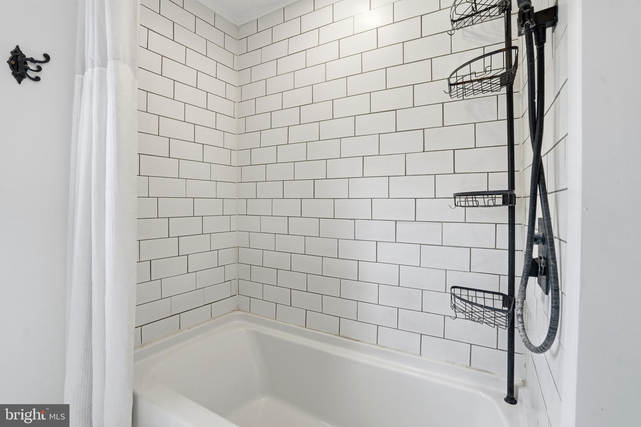 238 Kemp Road Barto, PA 19504 - Photo 21 of 68 Full hall bath Remodeled