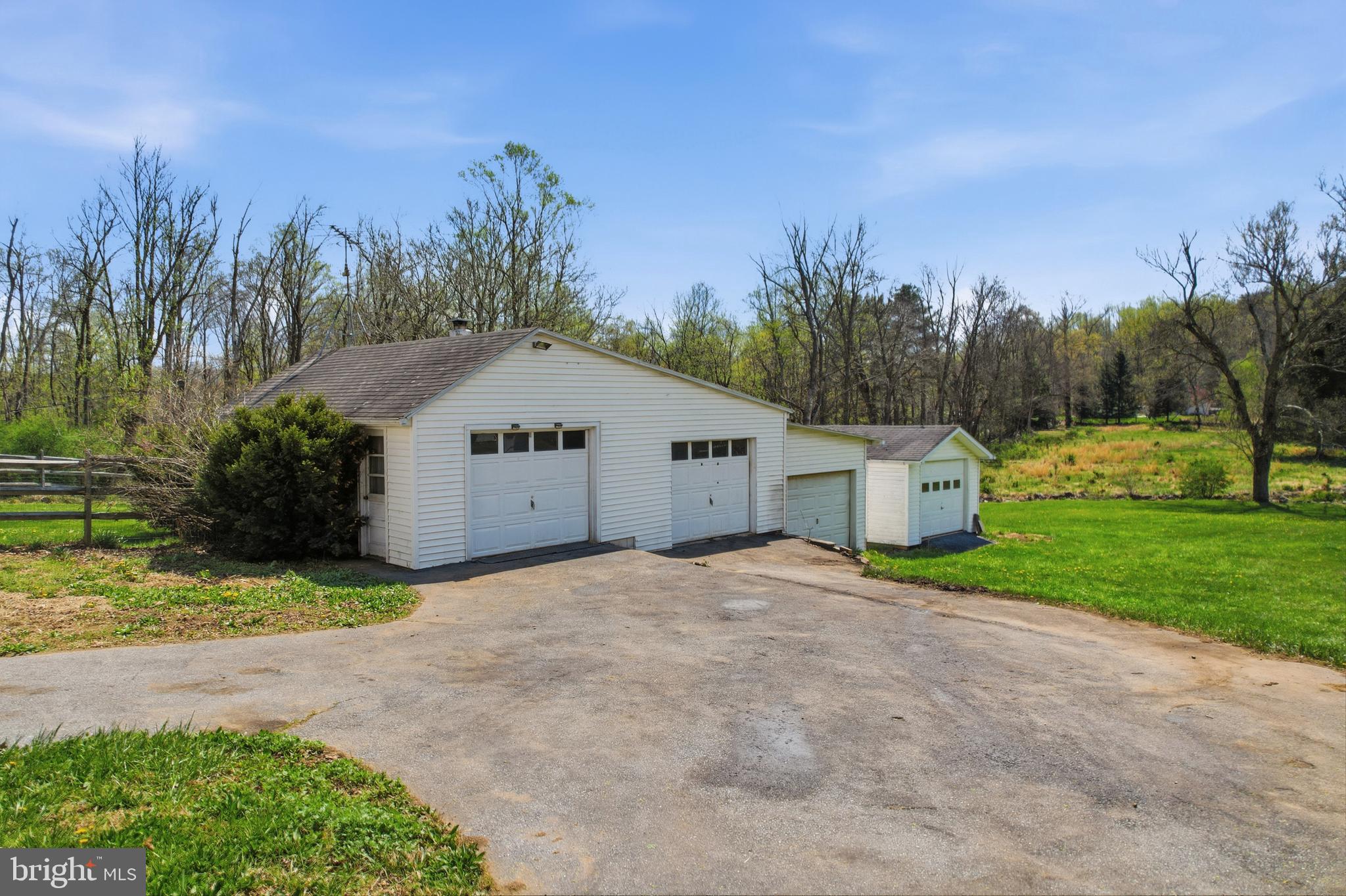 238 Kemp Road Barto, PA 19504 - Photo 52 of 68 Detached garages