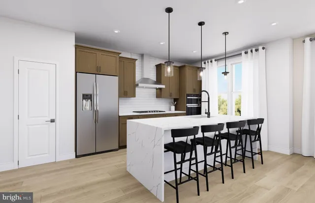 $625,550 | 125 Kinsale Place, Unit 101, Oxon Hill, MD 20745