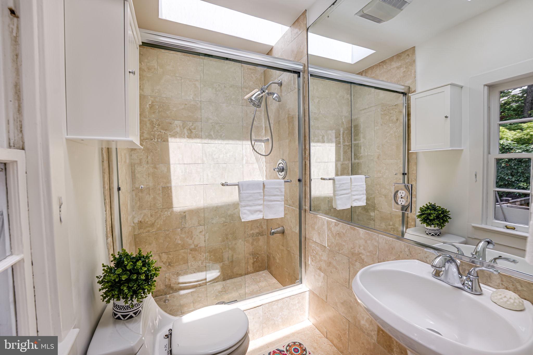 1320 27th Street Northwest Washington, DC 20007 - Photo 23 of 33 Second Bathroom