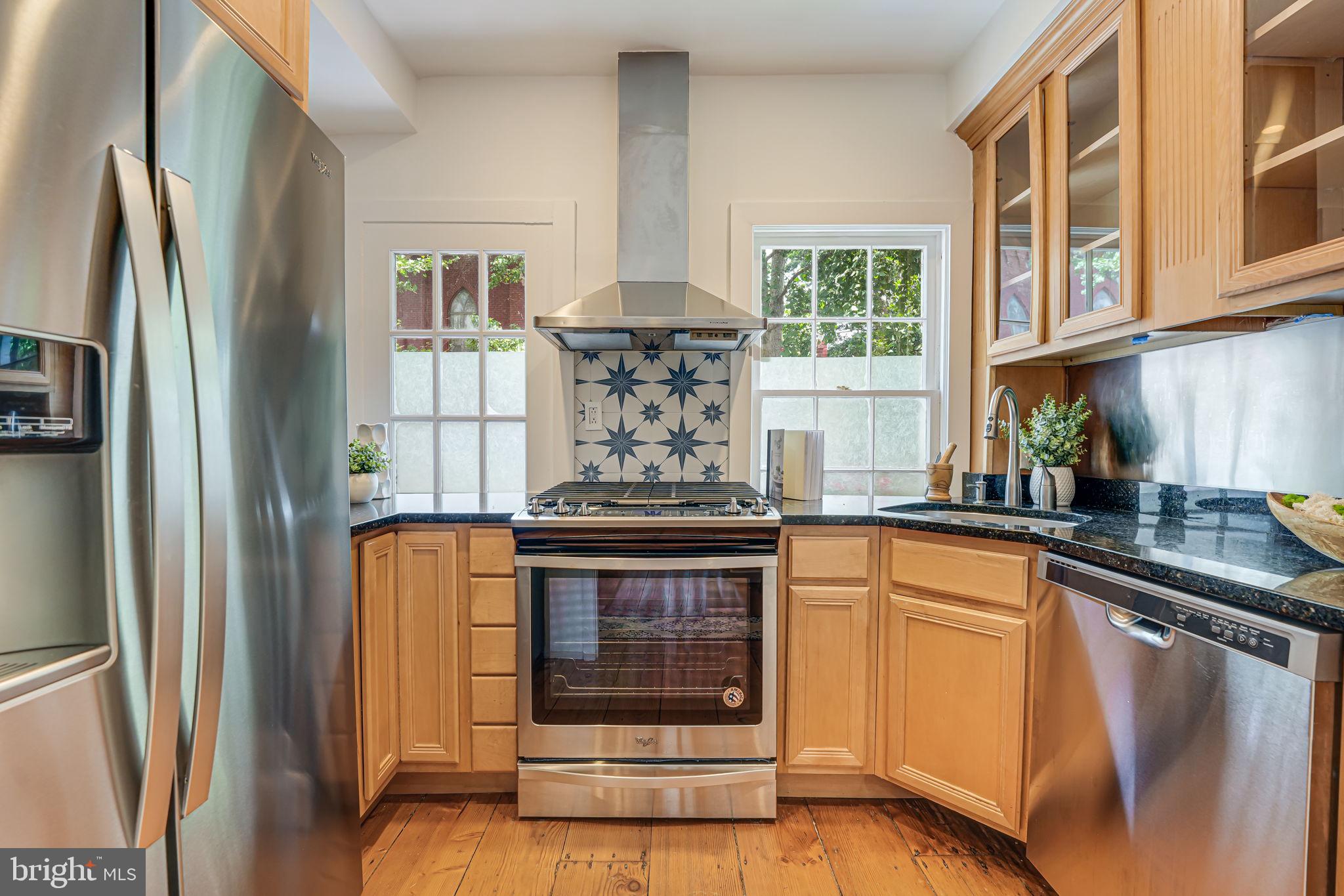 1320 27th Street Northwest Washington, DC 20007 - Photo 9 of 33 Kitchen