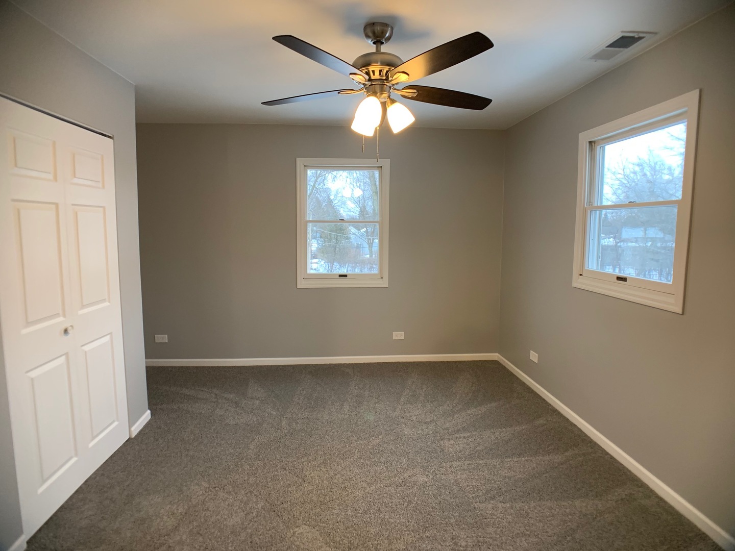 465 Glendale Road Buffalo Grove, IL 60089 - Photo 13 of 20